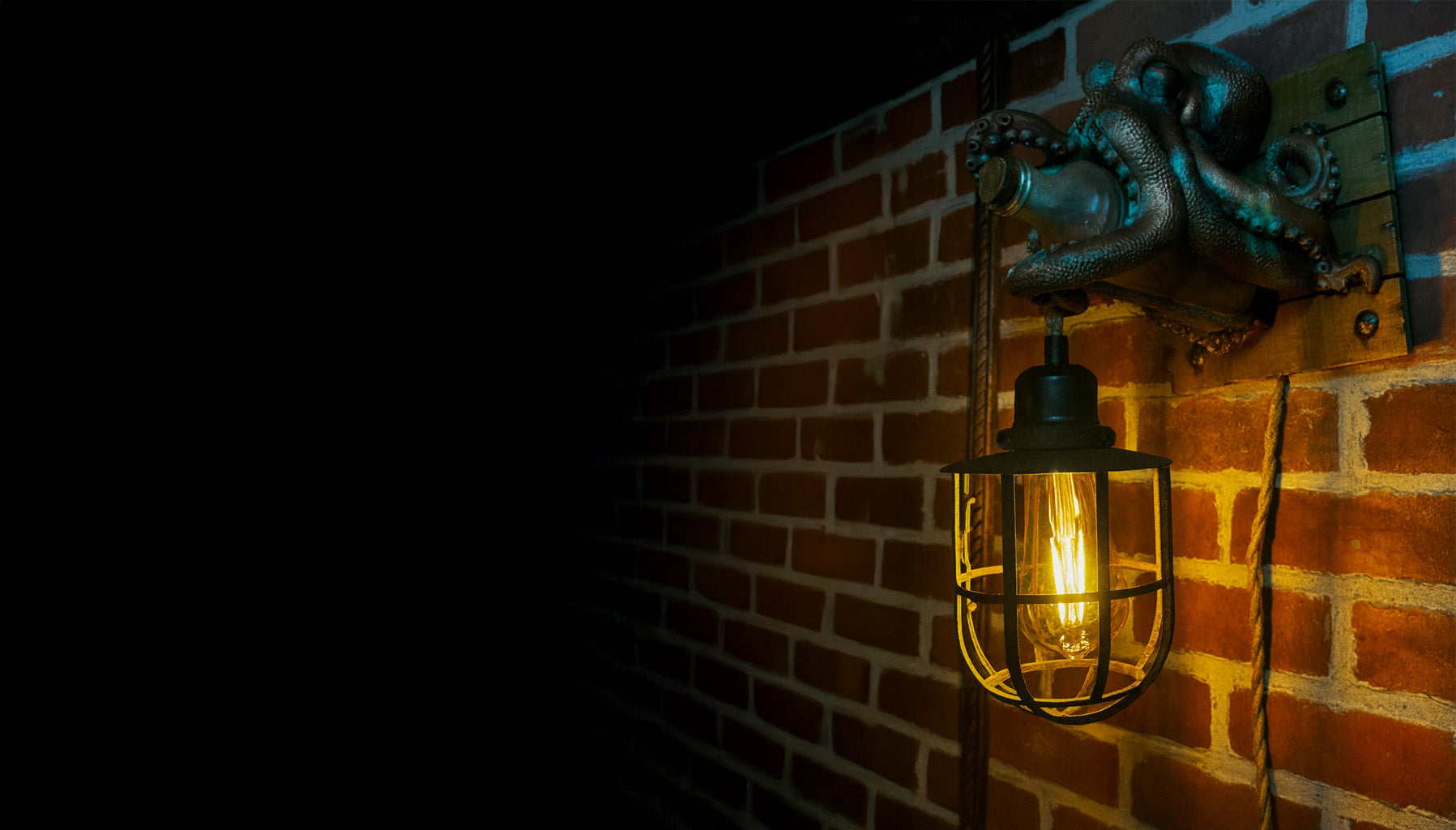 CUSTOM COSTUME TEETH AND VAMPIRE FANGS