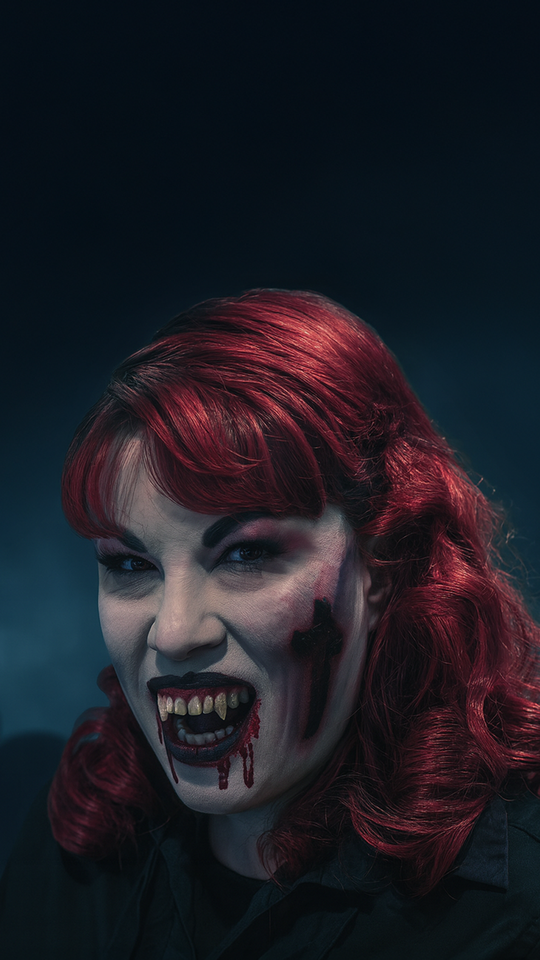 CUSTOM COSTUME TEETH AND VAMPIRE FANGS